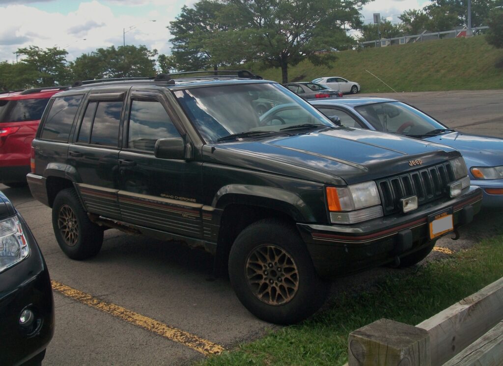 1995 Jeep Grand Cherokee wallpapers