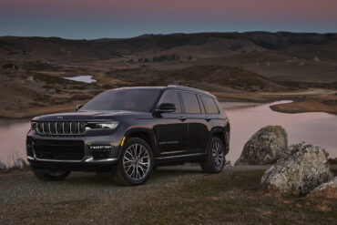 2021 Jeep Grand Cherokee wallpapers