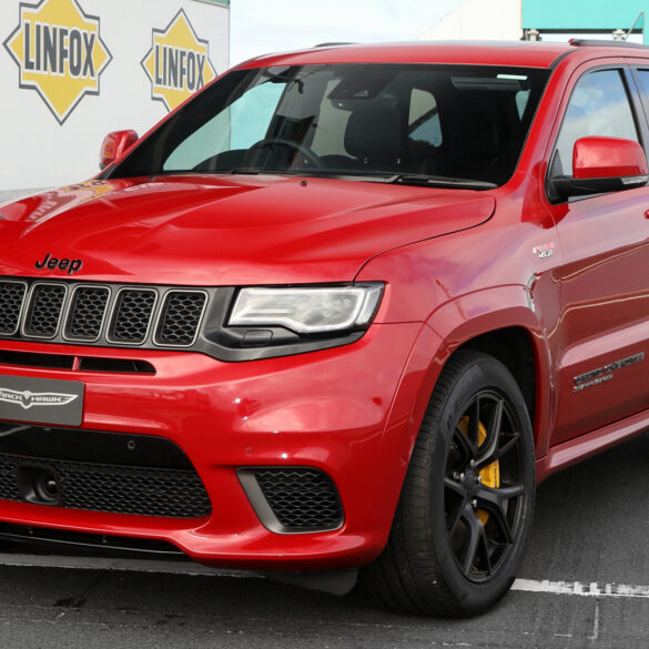 2018 Jeep Grand Cherokee wallpapers