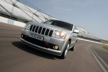 2006 Jeep Grand Cherokee wallpapers