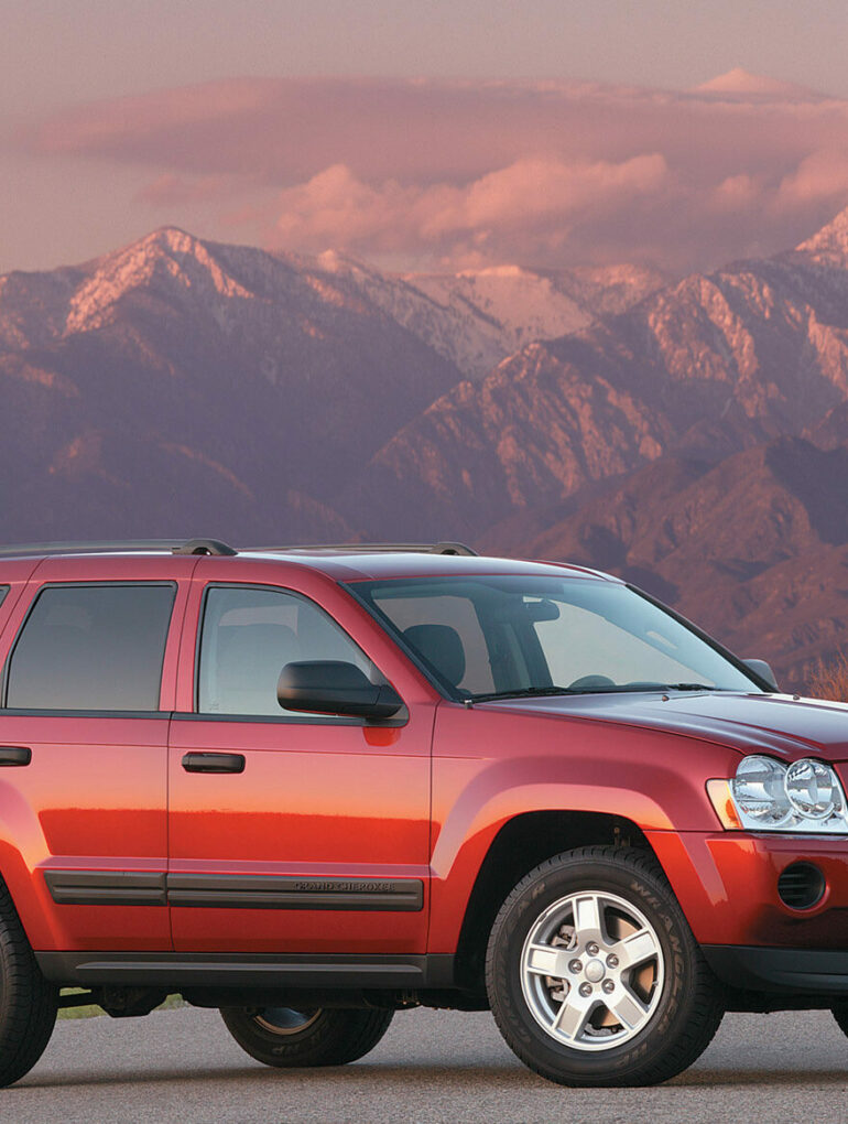 2005 Inferno Red Grand Cherokee