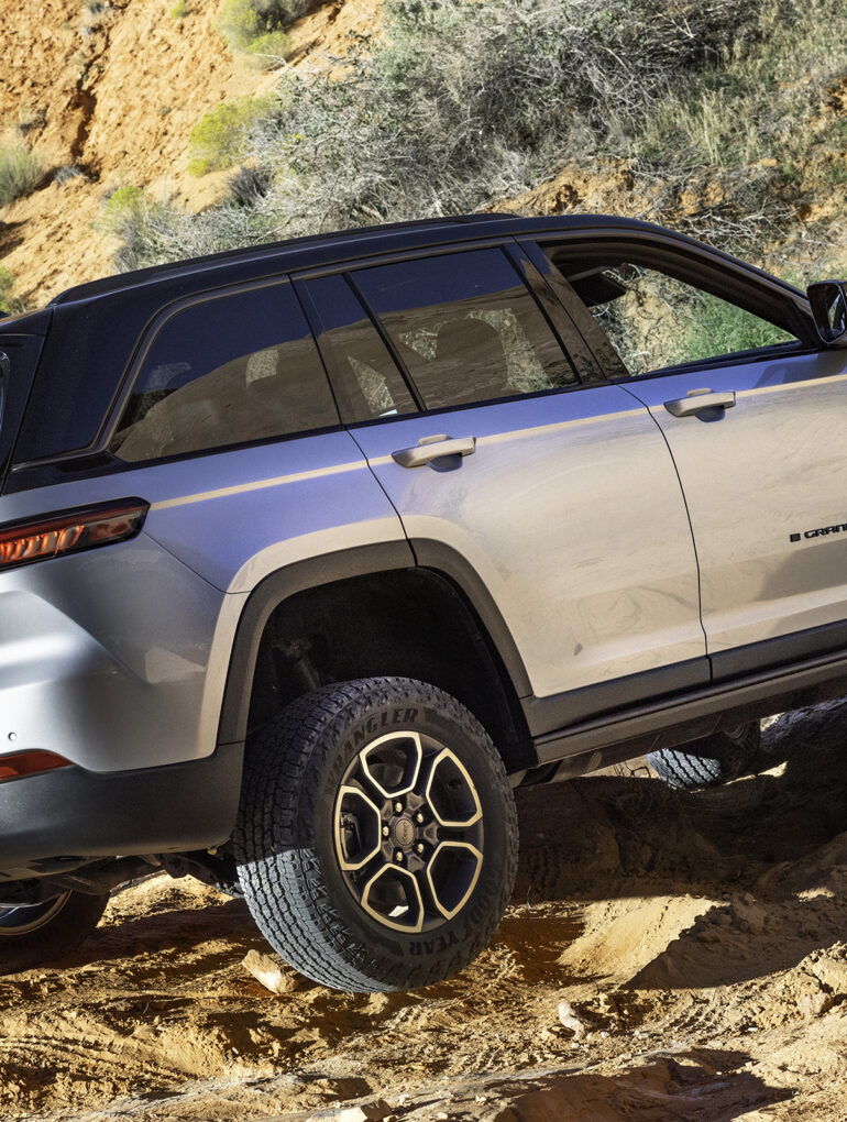 All-new 2022 Jeep® Grand Cherokee Trailhawk 4xe