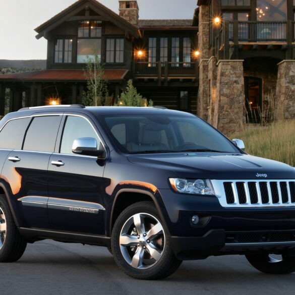 2010 Brilliant Black Grand Cherokee