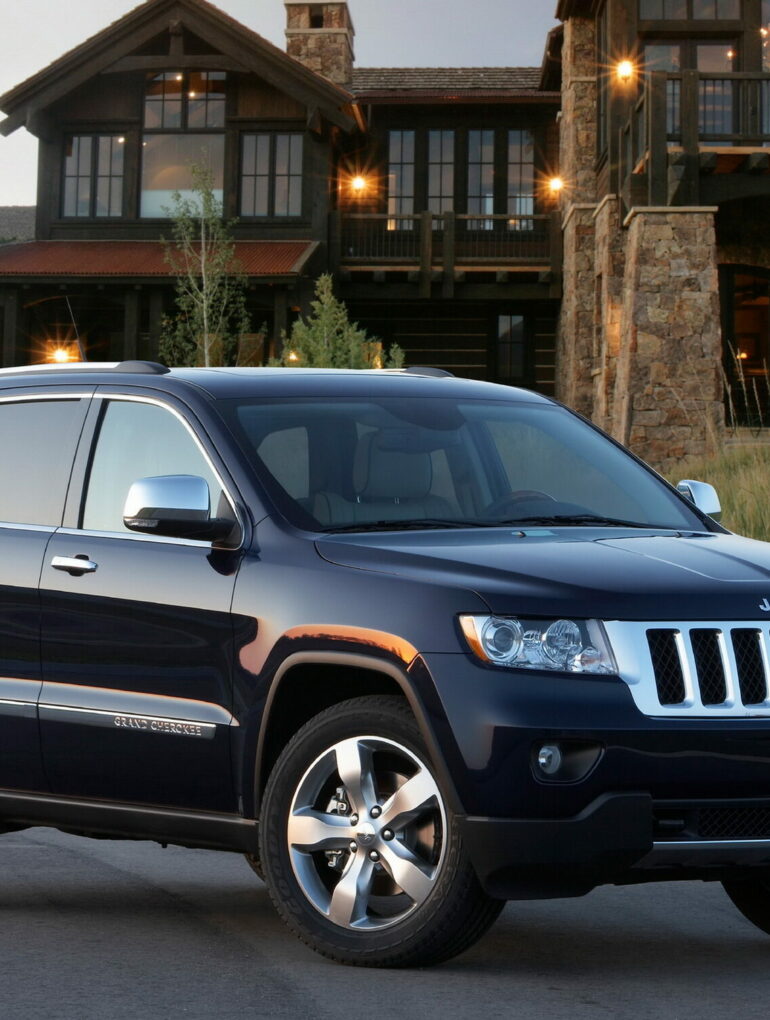 2010 Brilliant Black Grand Cherokee