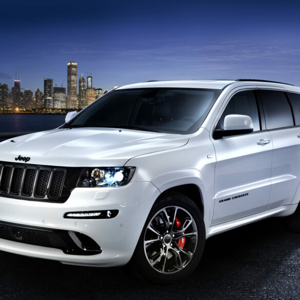 2012 Stone White Jeep Grand Cherokee