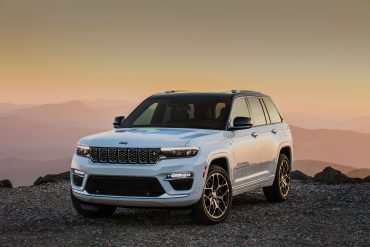 2022 Jeep Grand Cherokee Summit